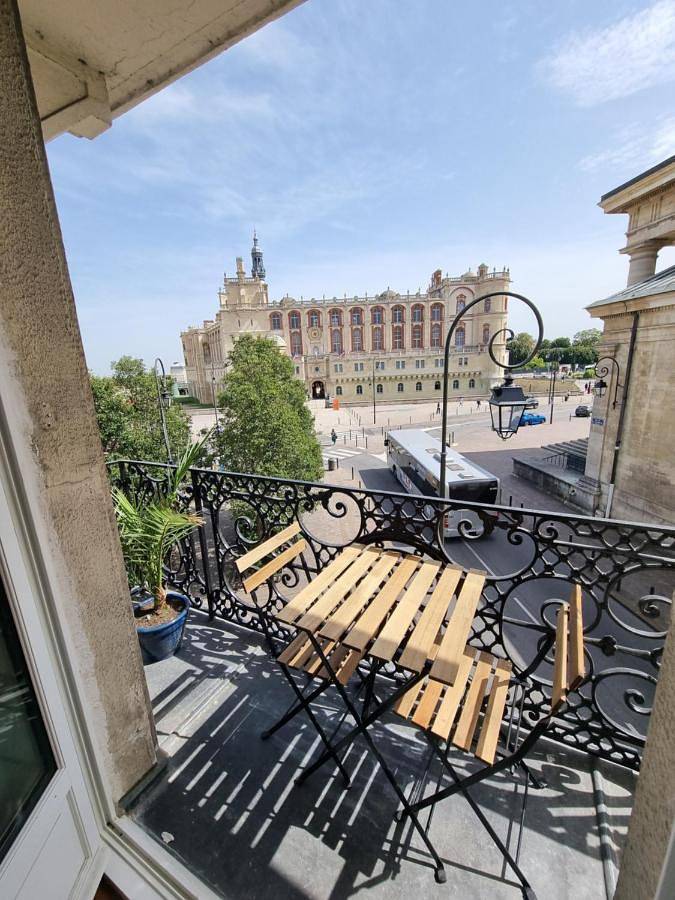 Location de vacances pour 6 personnes, avec Balcon et Vue à Saint-Germain-en-Laye