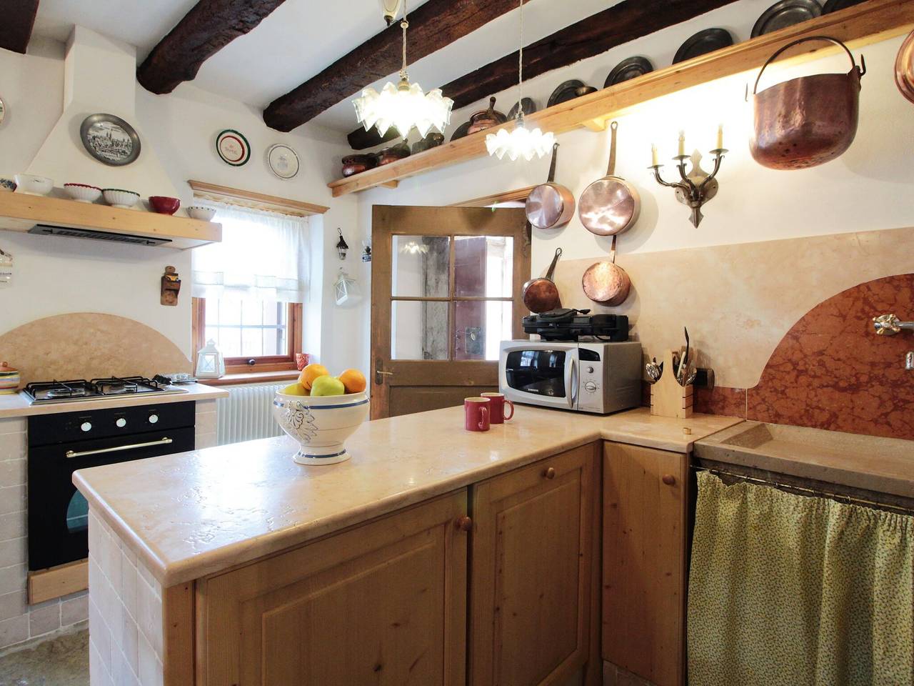 Charmantes Alpendomizil für 9 Personen in Chies d'Alpago, Südliche Karnische Alpen