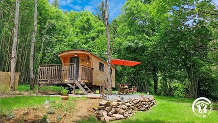 Gîte pour 2 personnes, avec jardin, animaux acceptés à Cambounès
