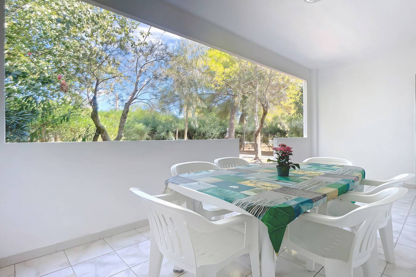 Ganze Wohnung, Apartment 'Sabbia D'oro, Trilocale 503' mit Gemeinschaftspool und Wlan in Vieste, Gargano