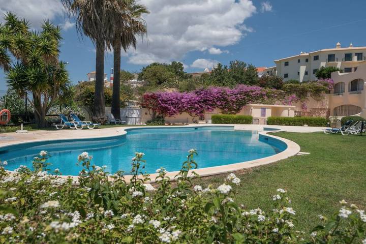 Casa de férias para 2 pessoas, com Varanda e Piscina em Ferragudo