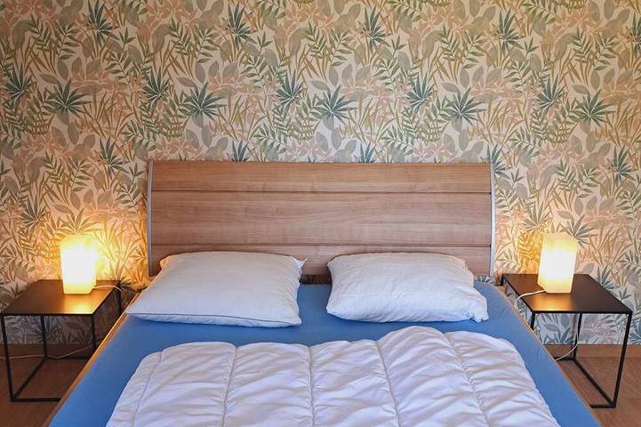 Gîte-Hütte-Ensuite mit Bad-Gartenblick in Wibrin, Houffalize