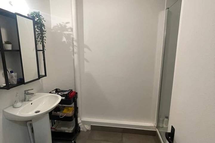 Ganze Wohnung, Appartement Spacieux à 5 Minutes de Paris in Montrouge, Hauts-de-Seine