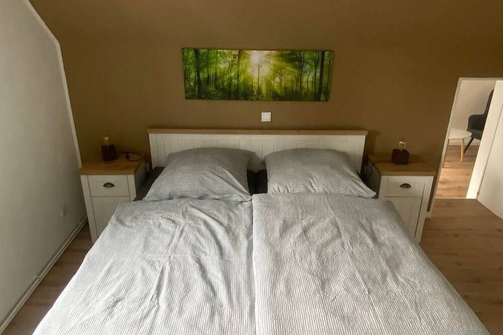 Ferienhaus Dechange - 4-Bett Ferienhaus mit Garten in Arzfeld, Eifelkreis Bitburg-Prüm