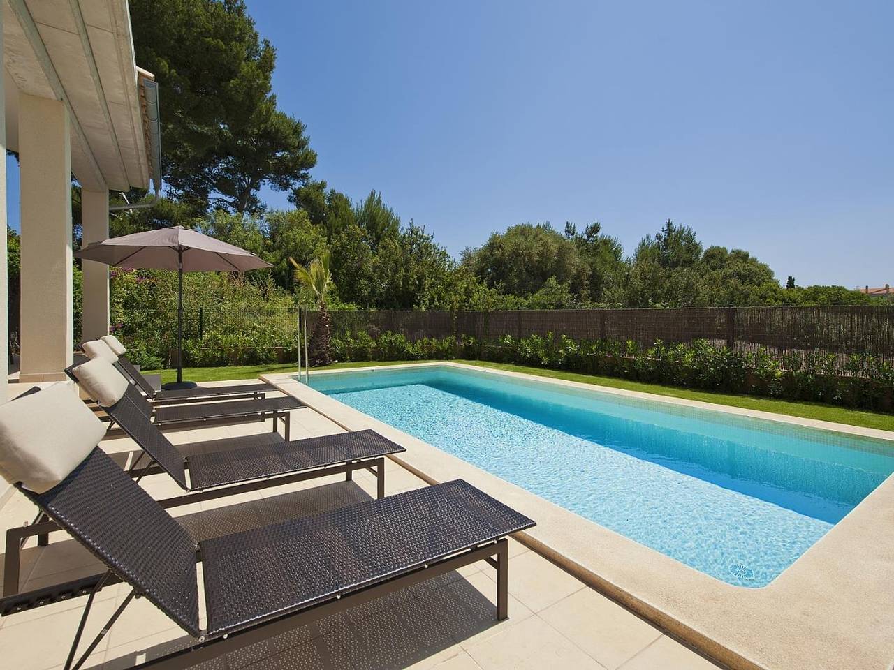 Villa Mar Ii - Spektakuläre Villa mit Pool und Garten in Alcúdia in Es Barcarès, Alcúdia