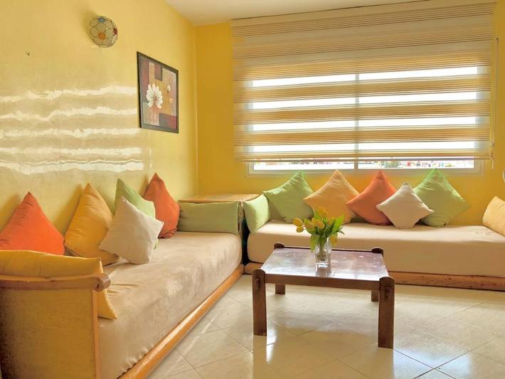 Appartement de vacances pour 6 personnes, avec piscine et jardin ainsi que vue et bassin pour enfant