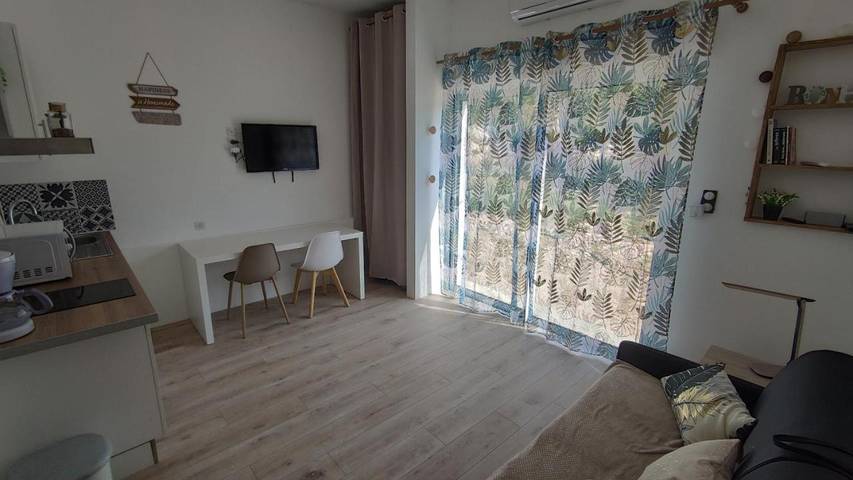Appartement de vacances pour 3 personnes, avec terrasse et jardin