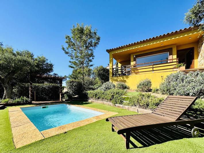 Casa rural para 6 personas, con Vistas al mar y Terraza además de Jardín y Piscina en Baix Empordà - 3