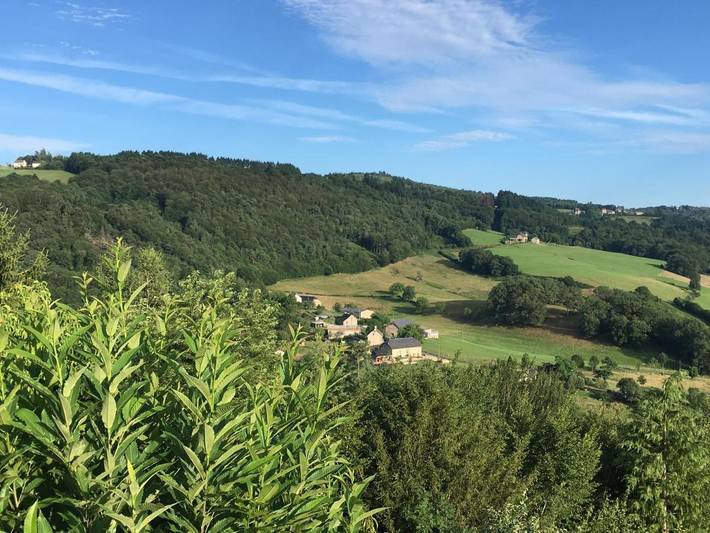 Chambre d’hôte pour 2 personnes, avec Terrasse ainsi que Jardin et Vue en Corrèze - 4