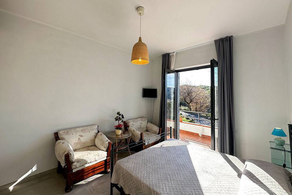 Entire apartment, Beautiful apartment in Marina di Andora with Wifi in Andora, Riviera di Ponente