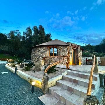 Chalet für 3 Personen, mit Ausblick und Garten sowie Terrasse auf Sardinien