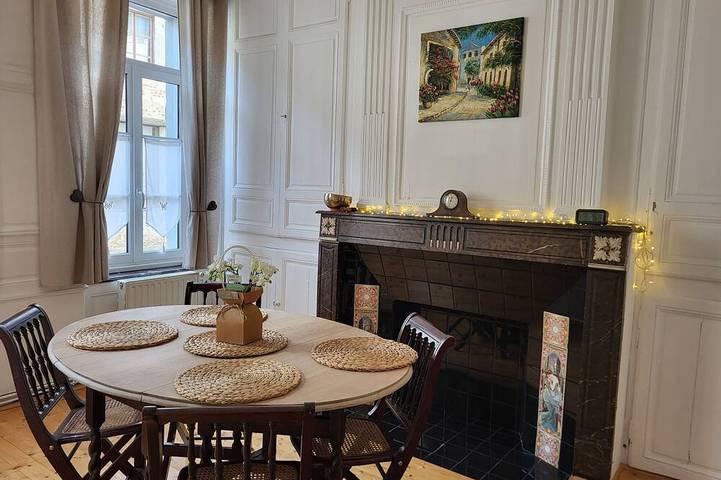 Location de vacances pour 4 personnes à Montreuil (Pas-de-Calais)