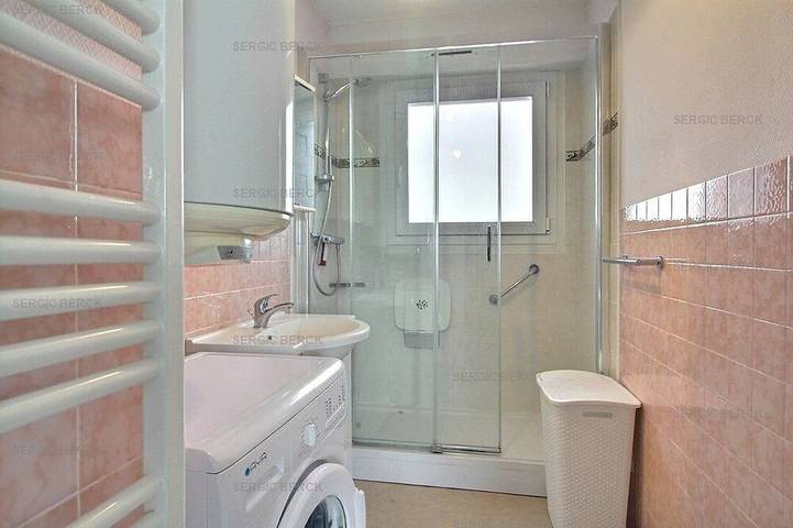 Appartement entier, Hir 132 : Appartement pour 4 personnes avec vue  mer. parking privé in Berck Plage, Berck