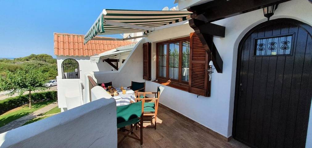 Gîte pour 4 personnes, avec piscine ainsi que jardin et vue à Son Bou - 4