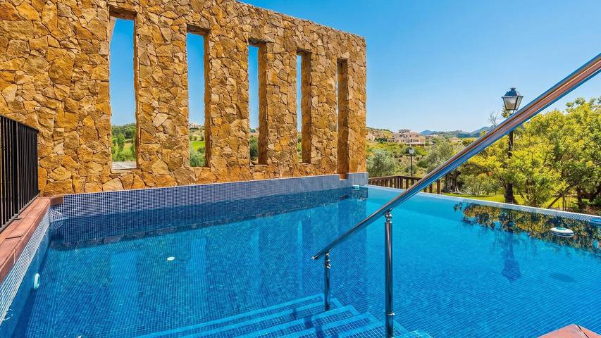 Location de vacances pour 15 personnes, avec balcon/terrasse et piscine à Antequera - 2