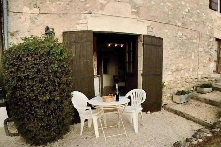 Location de vacances pour 2 personnes, avec piscine à Saint-Eutrope-de-Born - 3