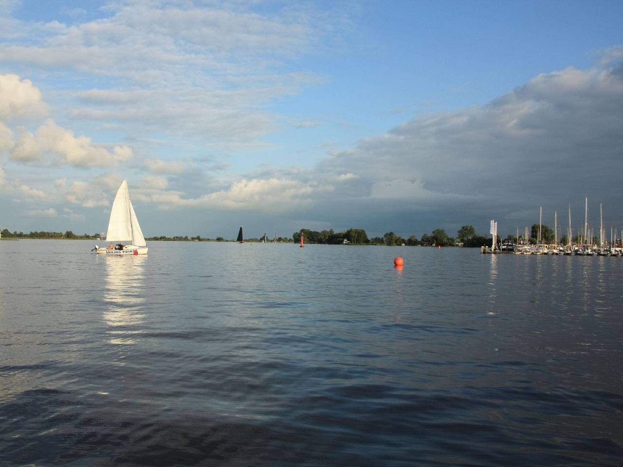 Vakantiehuis in Grou bij Fietsroute in Nationaal Park De Alde Feanen