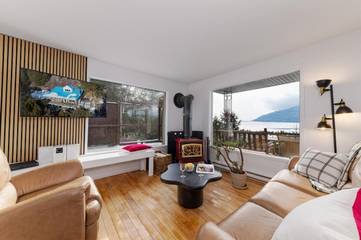 Gîte pour 7 personnes, avec vue et terrasse dans Baie-Saint-Paul