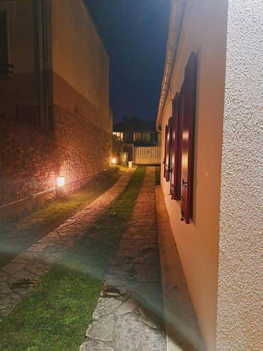 Location de vacances pour 4 personnes, avec jardin à L'Haÿ-les-Roses - 3