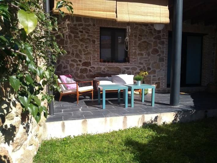 Apartamento para 5 personas, con Terraza y Jardín en Casavieja