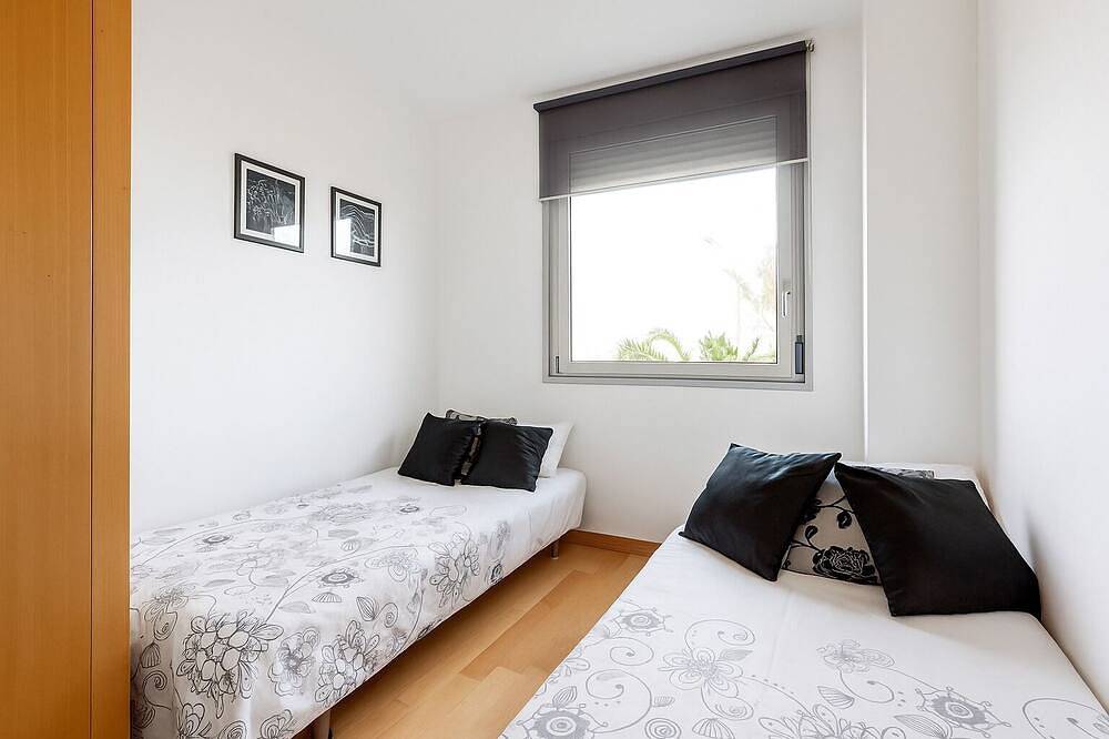 Entire apartment, Forum Ccib Deluxe★Spacious &Elegant★Large Balcony in Port Forum, Sant Adrià de Besòs