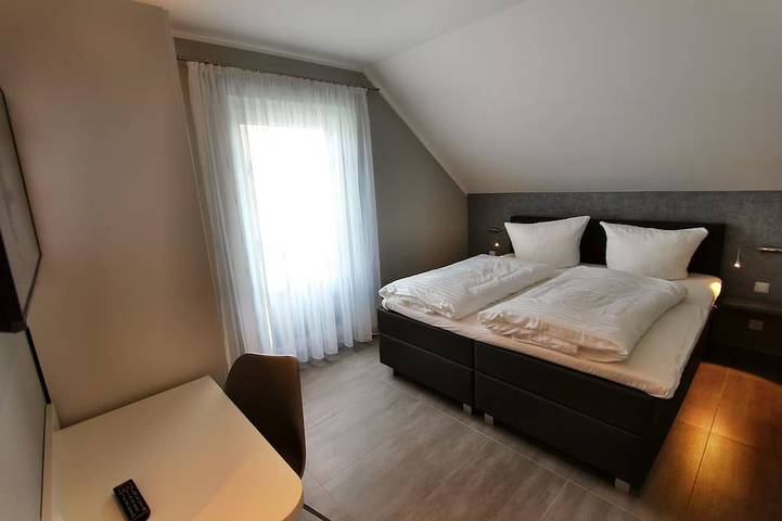 Ferienhaus für 6 Personen, mit Terrasse und Garten sowie Sauna in Göhren-Lebbin - 4