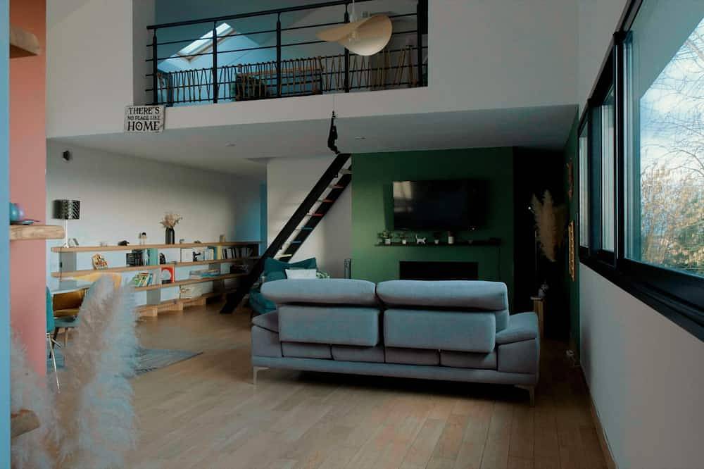 Exceptional villa | Private pool and suites in Château-Salins Region