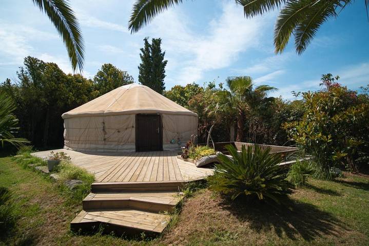 Tente pour 6 personnes, avec terrasse et vue ainsi que jardin et piscine, animaux acceptés dans le Var - 2