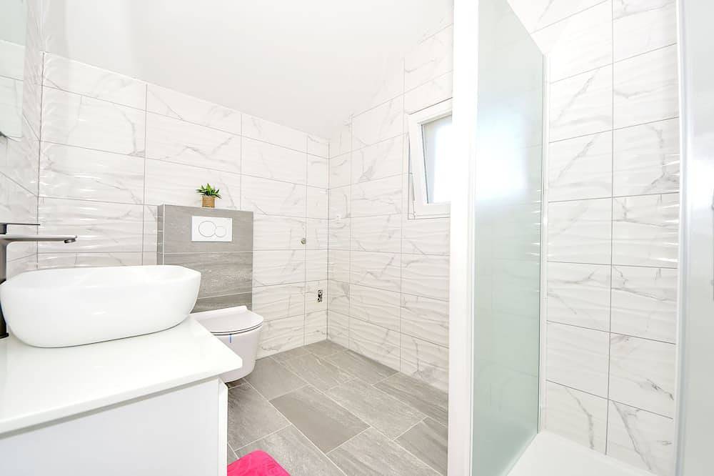 Ganze Wohnung, Ferienwohnung Zubčić in Općina Sveti Filip i Jakov, Zadar