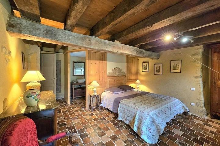 Gîte pour 4 personnes, avec jardin à Saint-Sulpice-d'Excideuil - 2