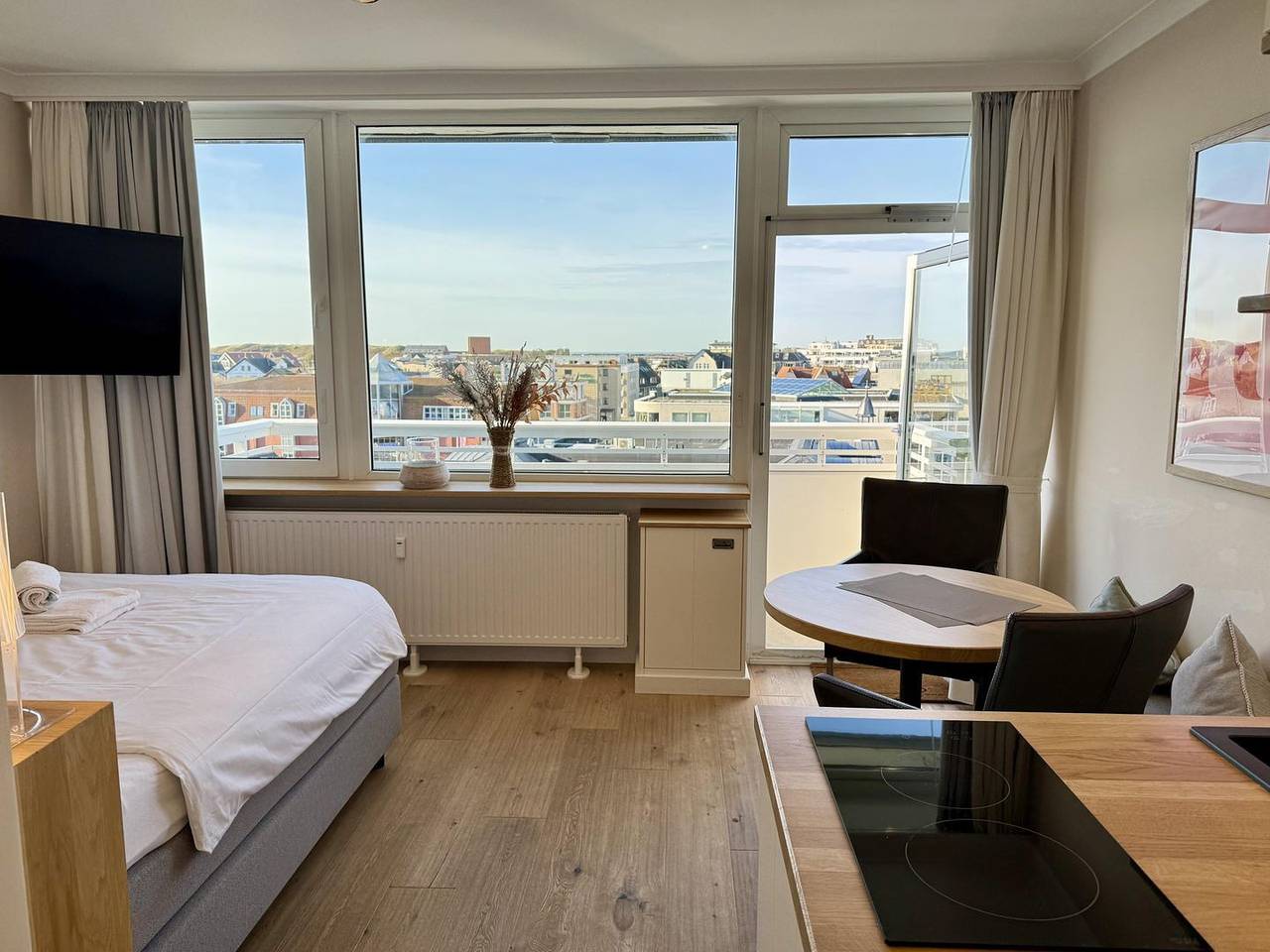 Ganze Wohnung, Modernes 1-Zimmer-App. mit Balkon und Meerblick, Pkw-Stellplatz, Wlan. in Westerland, Sylt (Gemeinde)