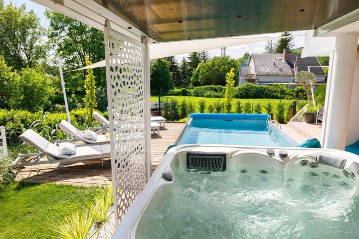 Villa für 12 Personen, mit Pool und Sauna sowie Garten und Ausblick, mit Haustier am Balaton - 3