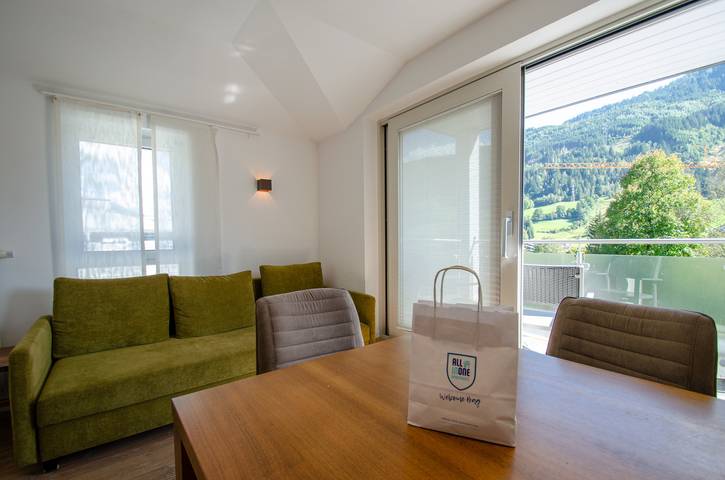 Ganze Wohnung, Apartment Glacier View 12.6. with balcony in Hohe Tauern, Kaprun