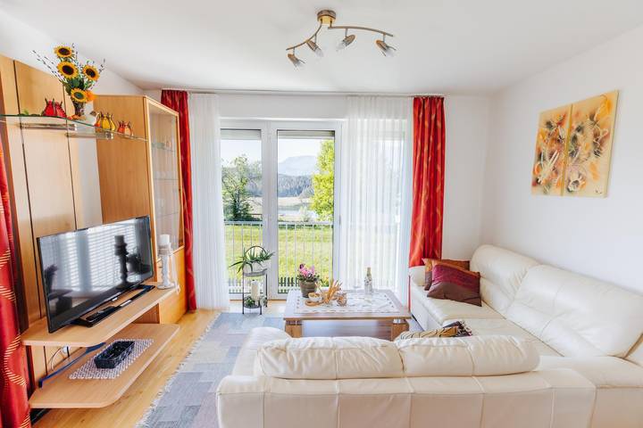 Ferienwohnung für 5 Personen, mit Garten und Seeblick sowie Ausblick, mit Haustier in Kärnten - 4