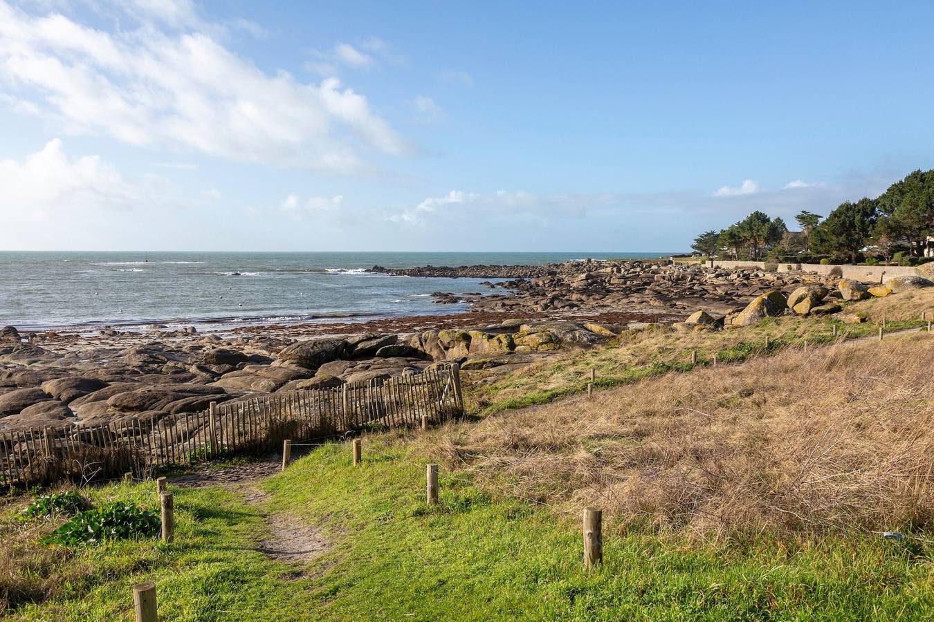 Fenêtres sur l'infini bleu- vue & accès mer in Le Cabellou, Concarneau