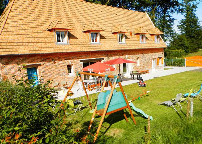 Gîte pour 13 personnes, avec Terrasse et Jardin ainsi que Sauna et Vue à Ocqueville