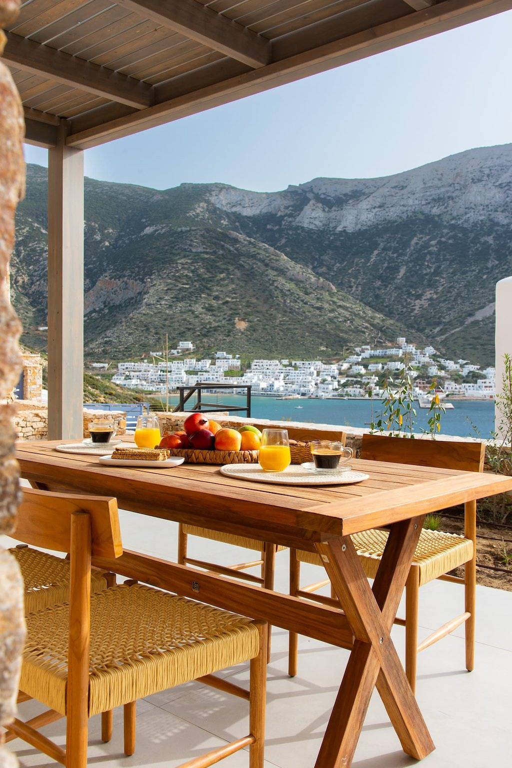 Wonderful Sifnos Villa | Villa Majesty | Private Pool with Jets | Sea Front | Kamares in Cícladas