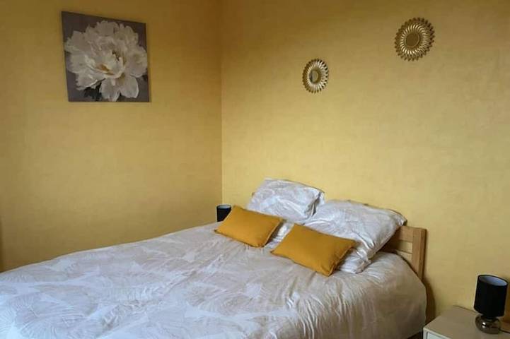 Location de vacances pour 50 personnes, avec jardin dans Belleville-en-Beaujolais - 3