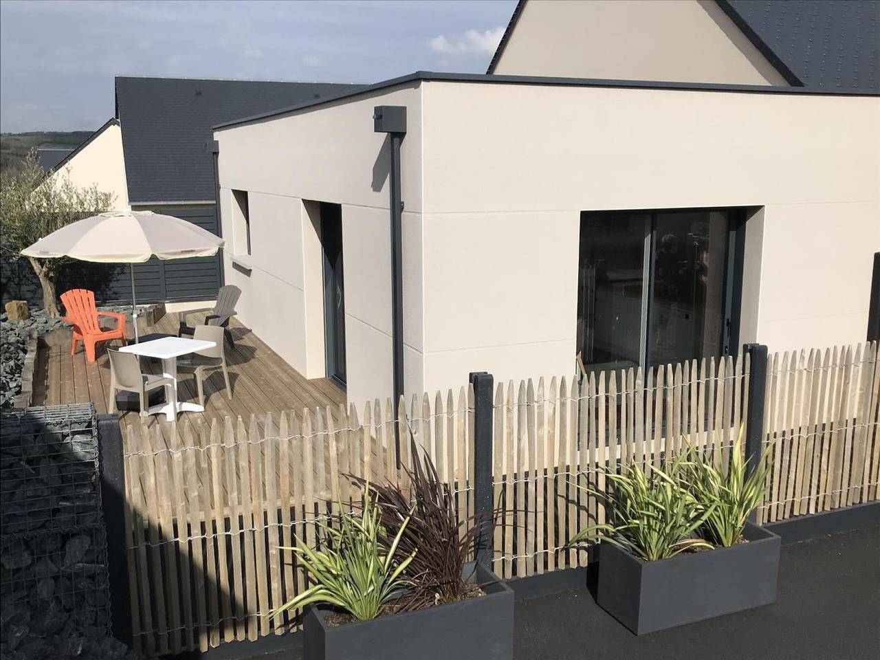 Casa moderna a 2,5 km de la playa, cerca de tiendas in Barneville-Carteret, Côte de la Déroute