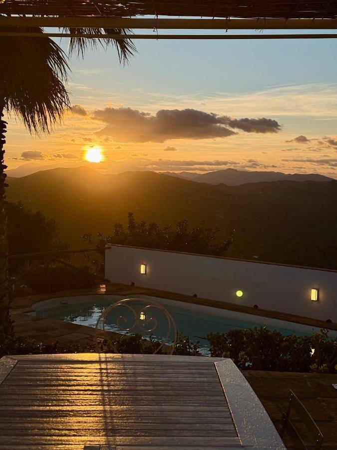 Casa rural para 10 personas, con piscina además de vistas y jardín en Almogía - 3