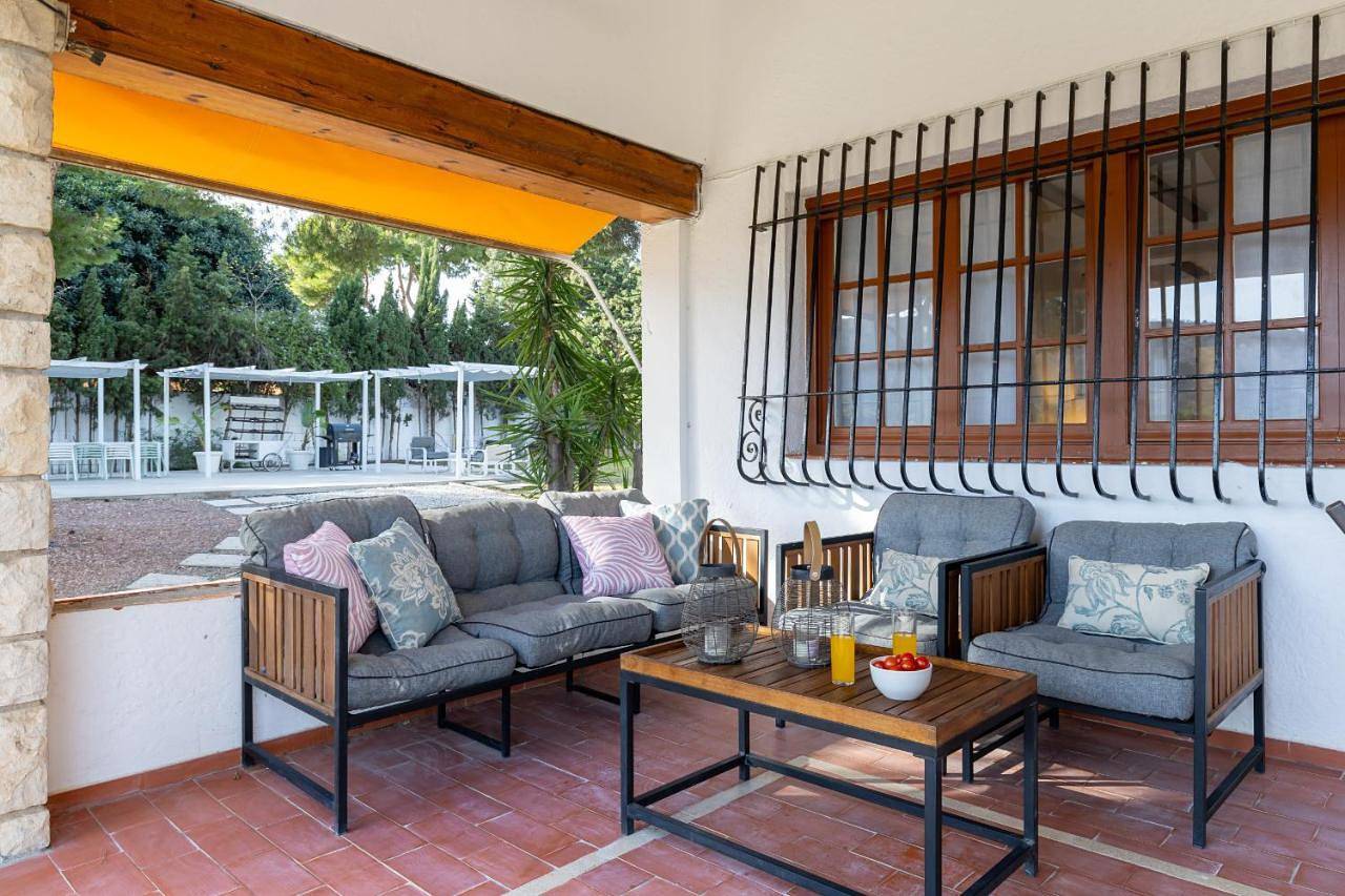 Villa with Private Pool in Vistahermosa (Alicante), Alicante