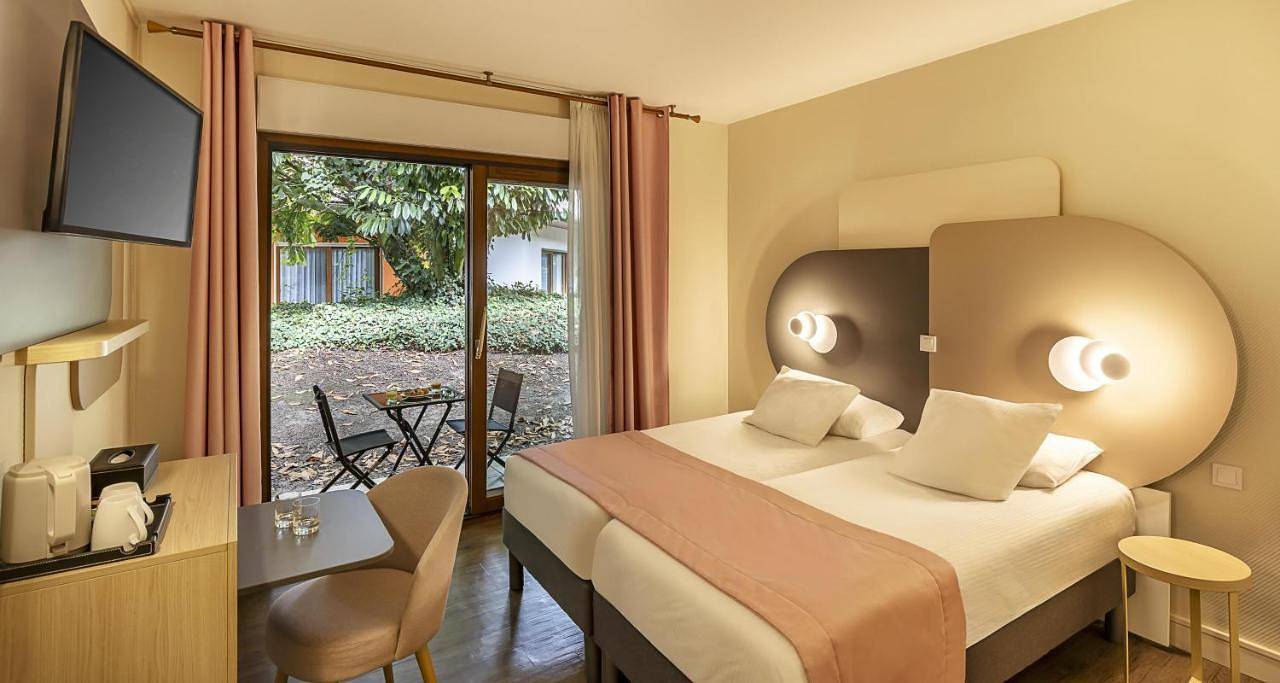 Sure Hotel by Best Western Saint-Quentin Ouest Le pot d étain in Holnon, Aisne