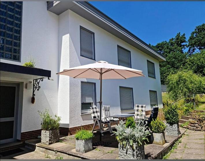 Ferienhaus für 9 Personen, mit Terrasse und Garten sowie Ausblick
