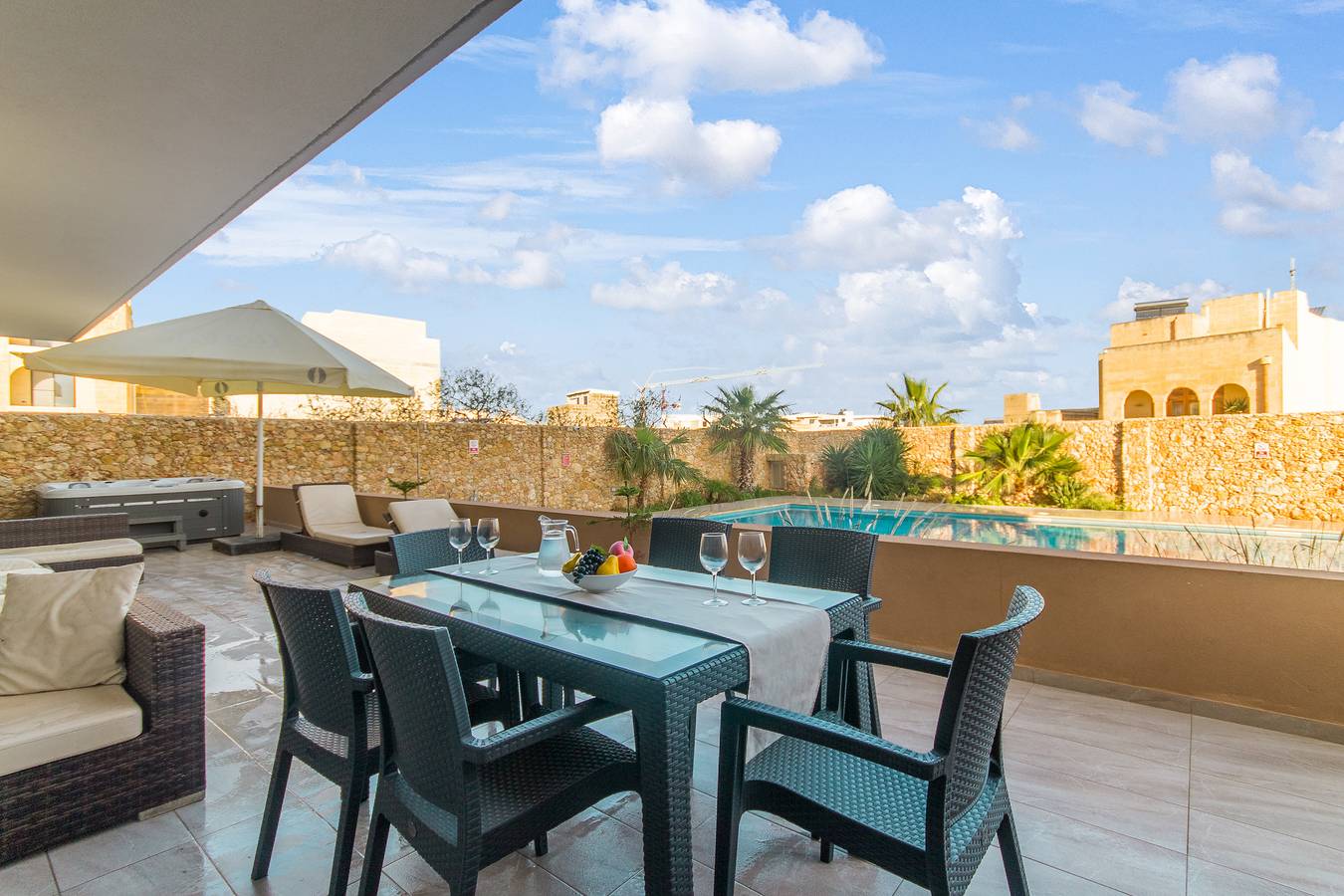 Ganze Wohnung, Wellness Hygge Modern Gozitan Apartment in Xaghra, Gozo