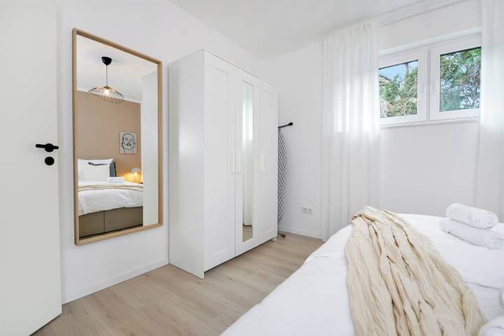 Apartamento entero, Stil und Komfort Terrasse - Parkplatz in Brackwede, Bielefeld