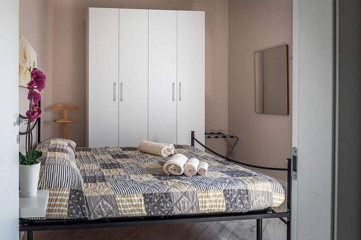 Ganze Wohnung, Minerva Holidayhome - Gardenia Wohnung in Manerba del Garda, Gardasee-Berge