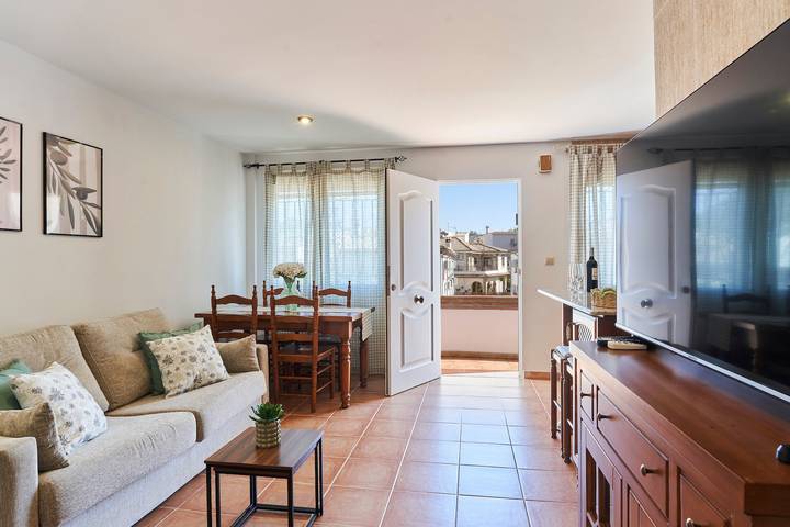Ganze Wohnung, Apartment 'Estrella De La Sierra' mit Bergblick, Wlan und Klimaanlage in Arroyo Frío, La Iruela