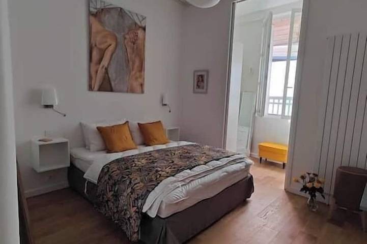 Hel lejlighed, Loft, artist's studio Montmartre, Loft, atelier artiste Montmartre (160m² / 1720sqft) in Paris, Île-de-France