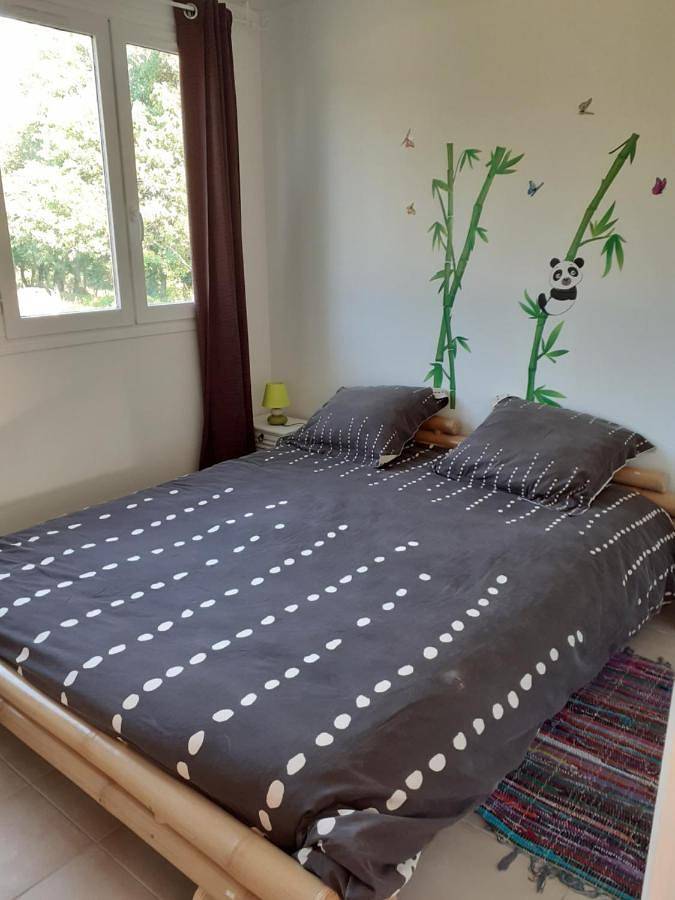 Maison de vacances pour 4 personnes, avec jacuzzi et terrasse