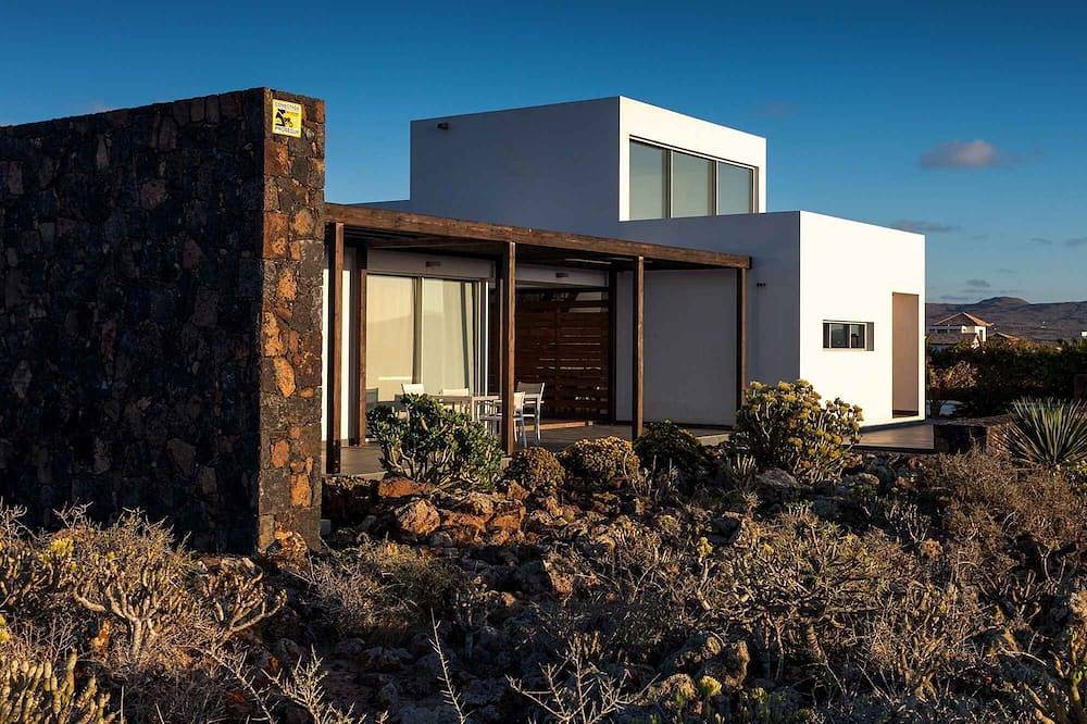 Luxusvilla. 2-3 Personen. Wifi. Manische Aussichten und Strände in Lajares, La Oliva